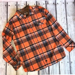 ⭐️HOST PICK⭐️ Legendary whitetail flannel